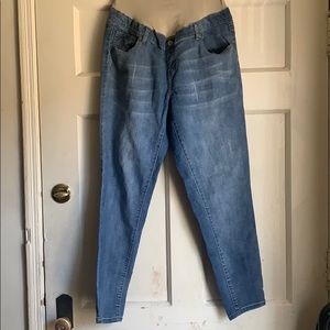 Maternity Jeans size extra large